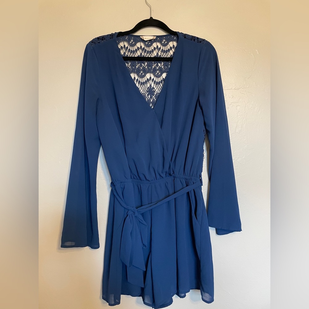 Altar’d State - Navy Embroidered Lace Back Bell Sleeve Romper -Size Large